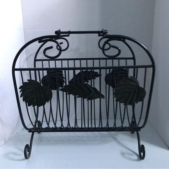 Folding metal book/magazine/album rack with leaf pattern - Picture 4 of 6